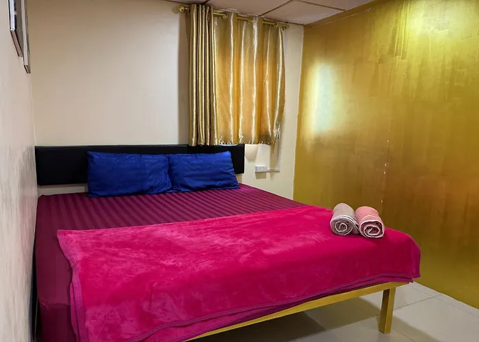 The House Hostal *