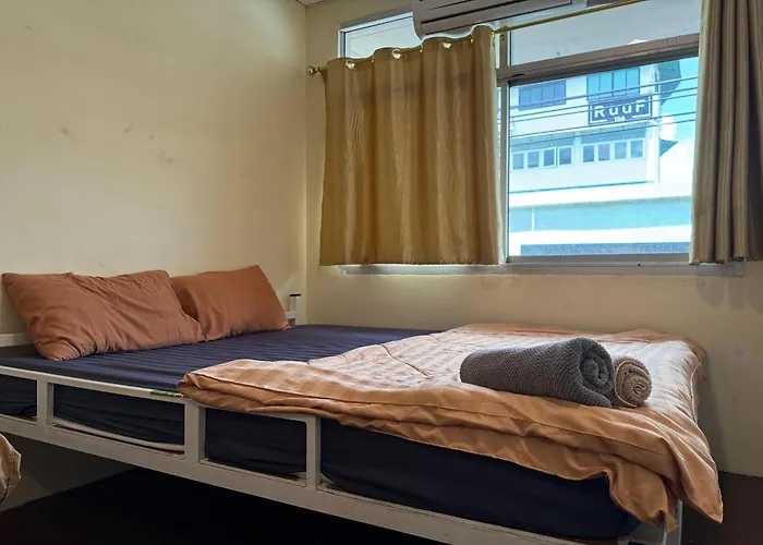 The House Hostal *